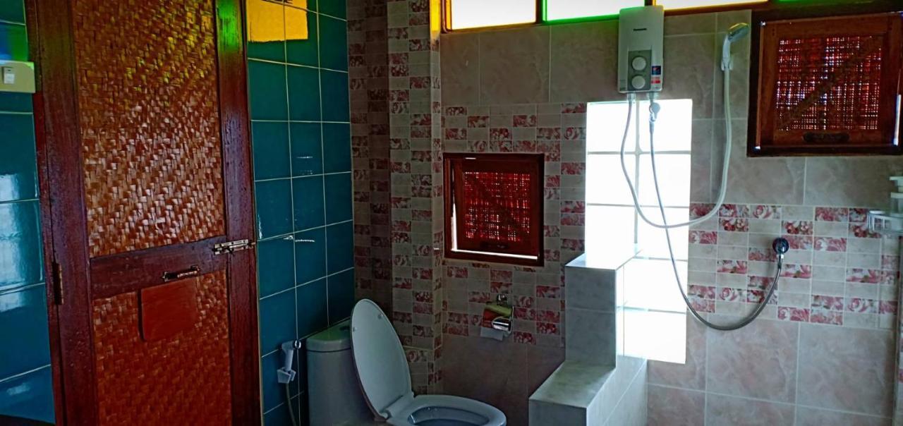 Rim Nam Kong Homestay Pak Chom Exterior foto